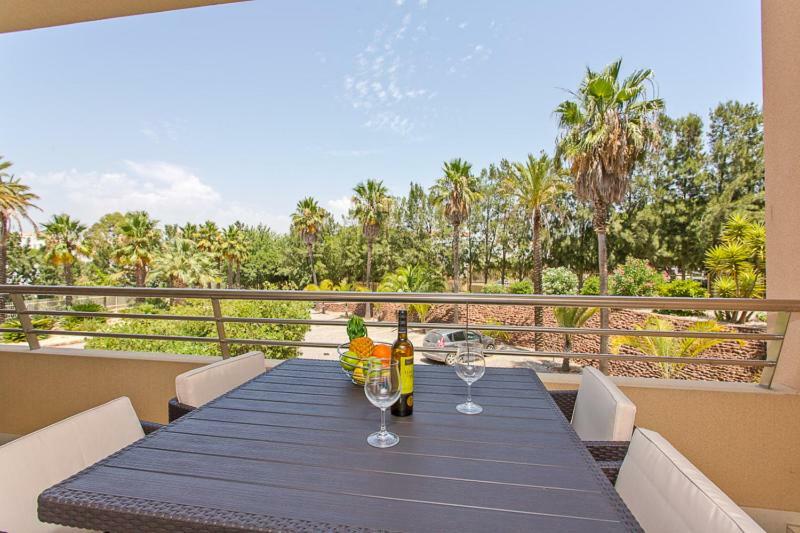 Apartamento Em Quinta Da Barracuda Albufeira Eksteriør billede