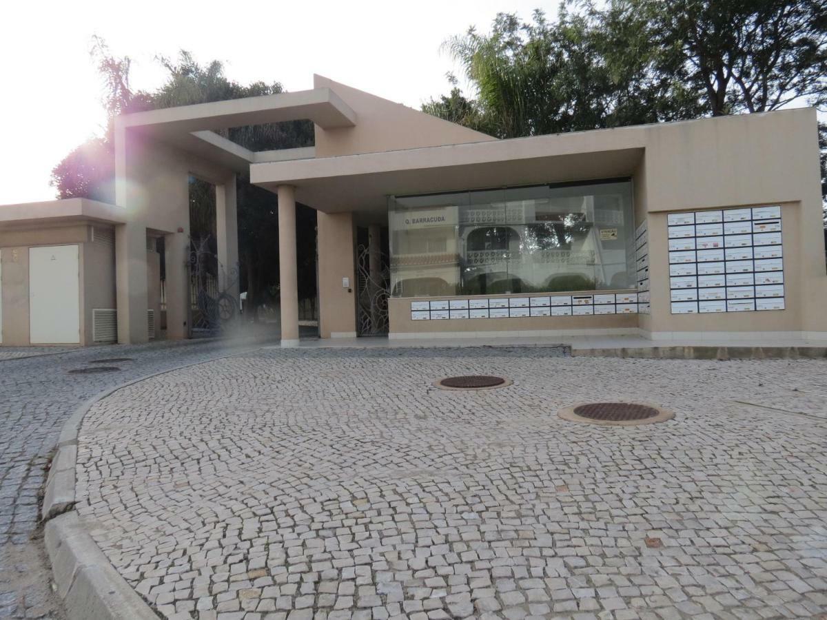 Apartamento Em Quinta Da Barracuda Albufeira Eksteriør billede
